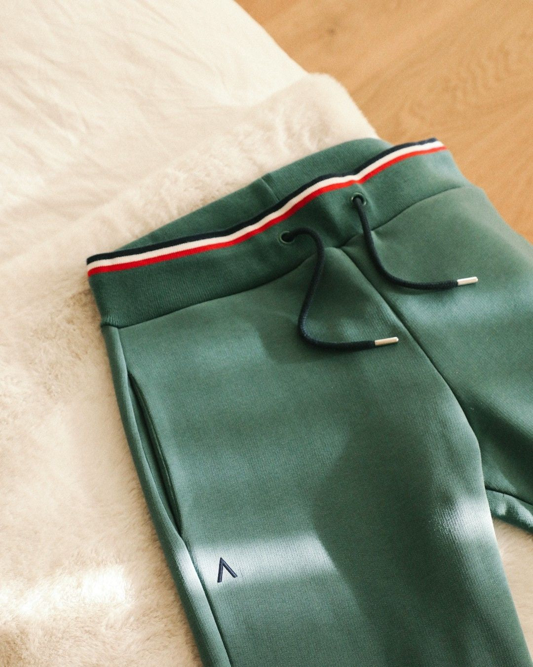 JOGGING ARSENE VERT | COTON BIO | COUPE AJUSTÉE