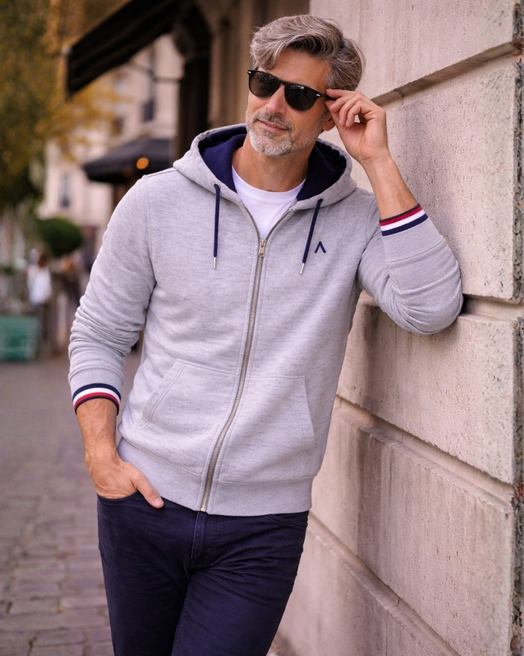 Veste_zippee_homme_-_gris_chine_-_coton_bio_-_maison_ft_-_ambiance