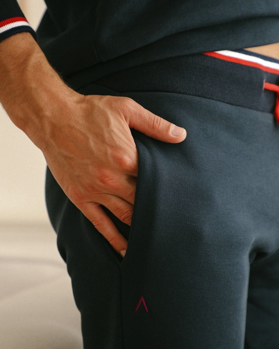 JOGGING ARSENE BLEU | COTON BIO | COUPE AJUSTÉE