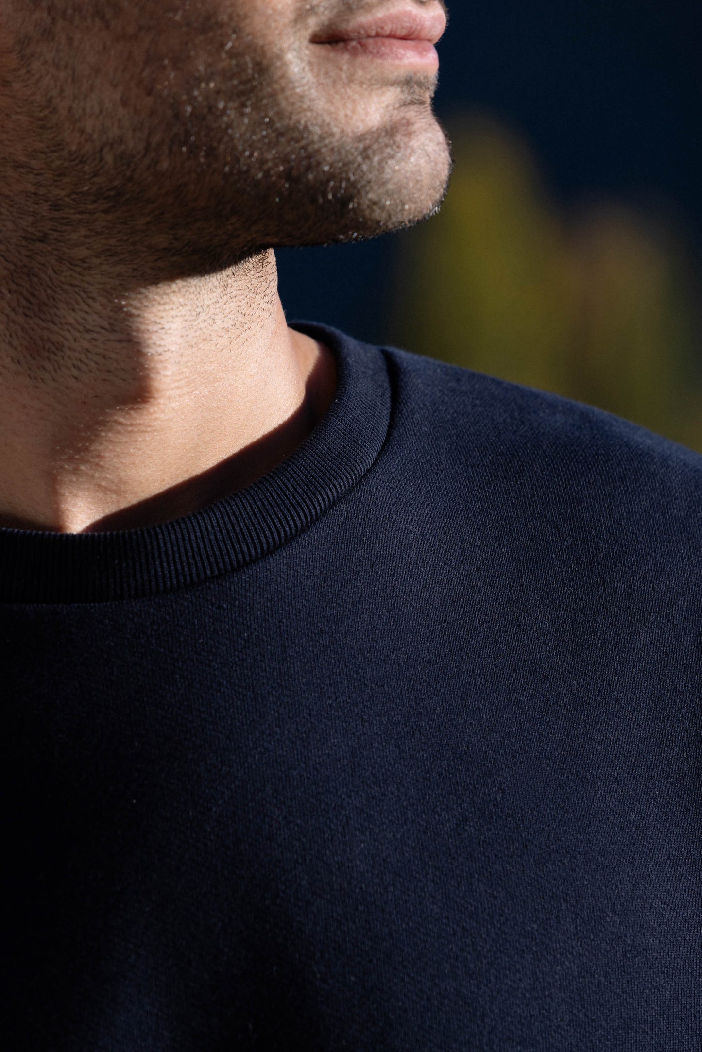 sweat_homme_bleu_marine_avec_coudieres_